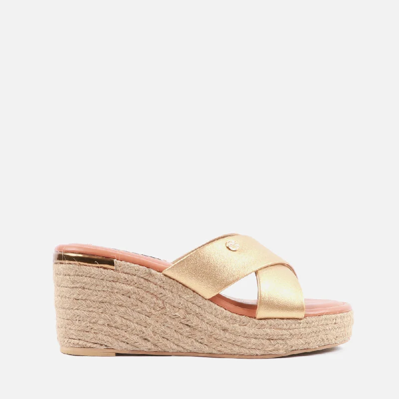 Women Low Wedge Sandal