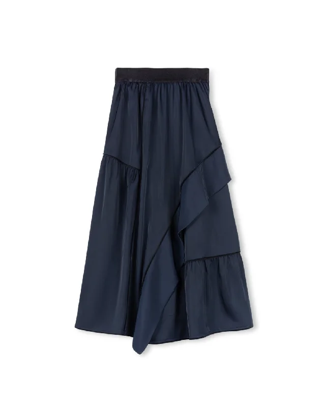 Silky Skirt With Piping Detail